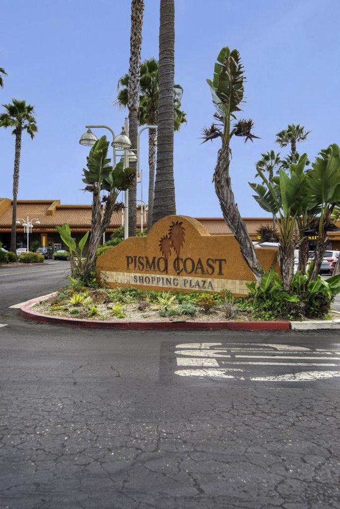 Pismo Coast Plaza: Five Cities Dr, Pismo Beach, CA, 93449